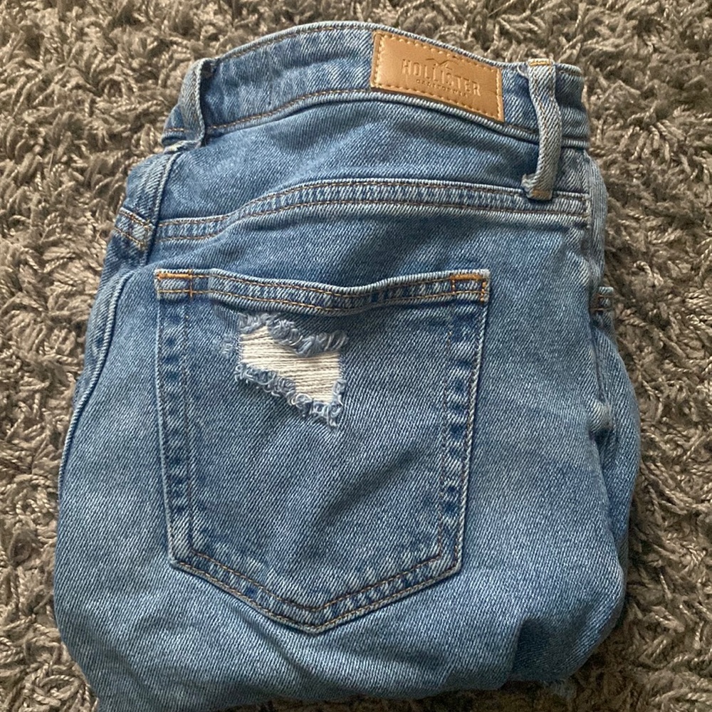 Hollister High Rise Vintage Straight Jeans